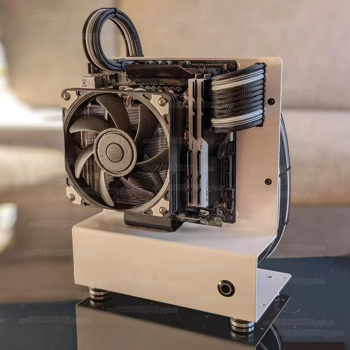 Mini boîtier à cadre ouvert IT - Pc Gaming Test avis et prix
